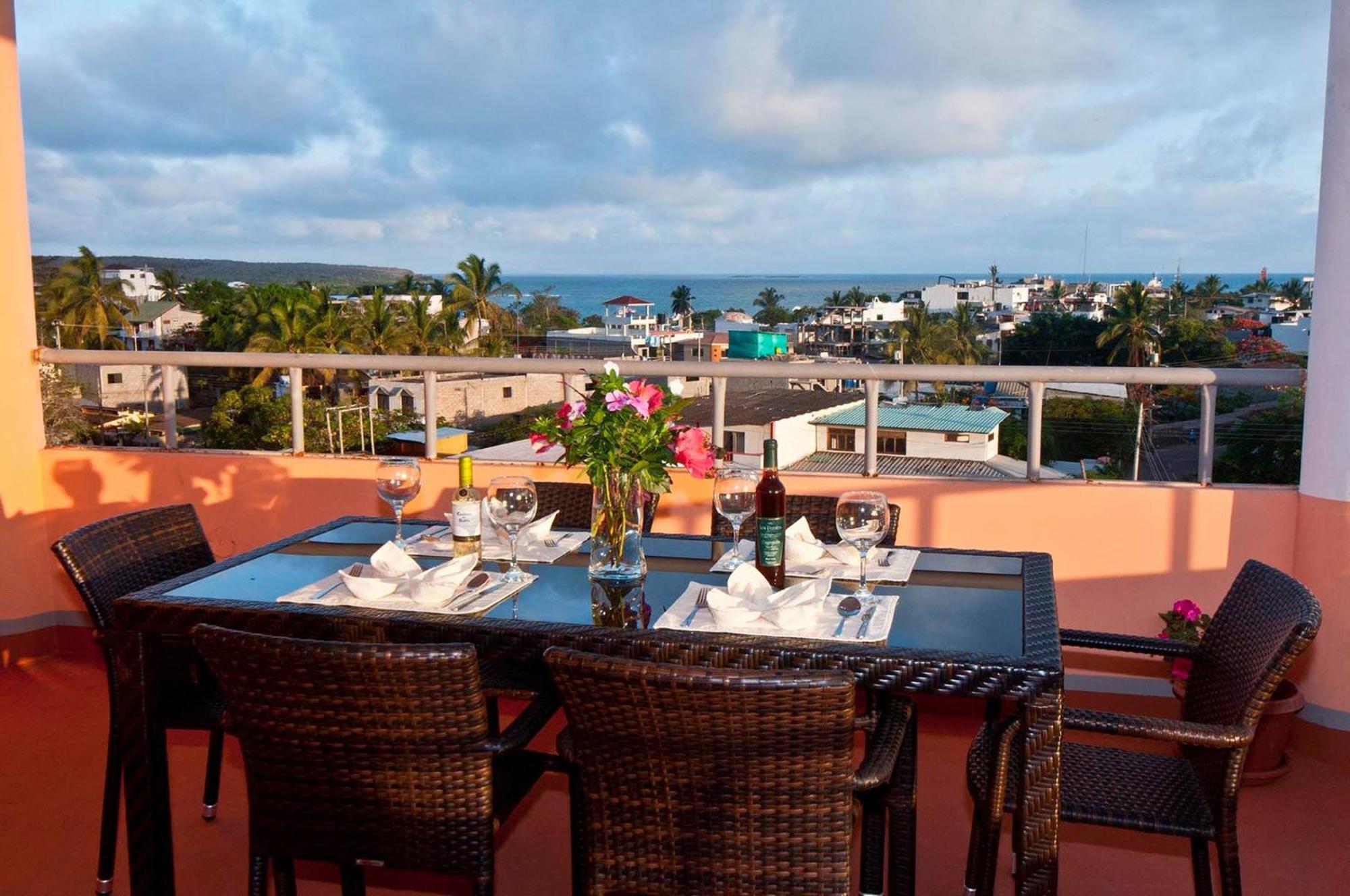 פורטו איורה Torre Mar Galapagos Boutique Suites מראה חיצוני תמונה